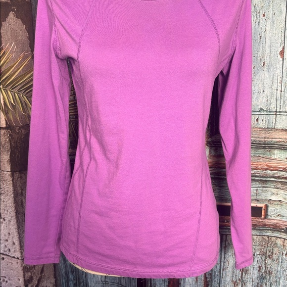 Tek Gear purple long sleeve Tshirt, size small, good condition - Picture 4 of 8